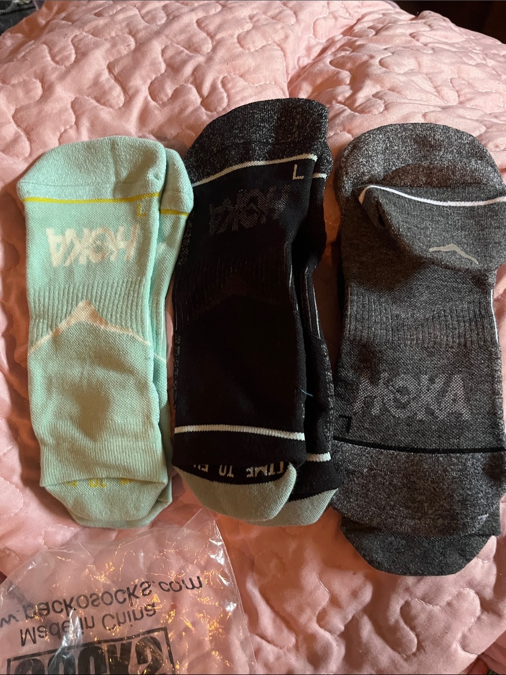 Hoka 3-Pack Low-Cut Athletic Socks in Mint, Black & Gray